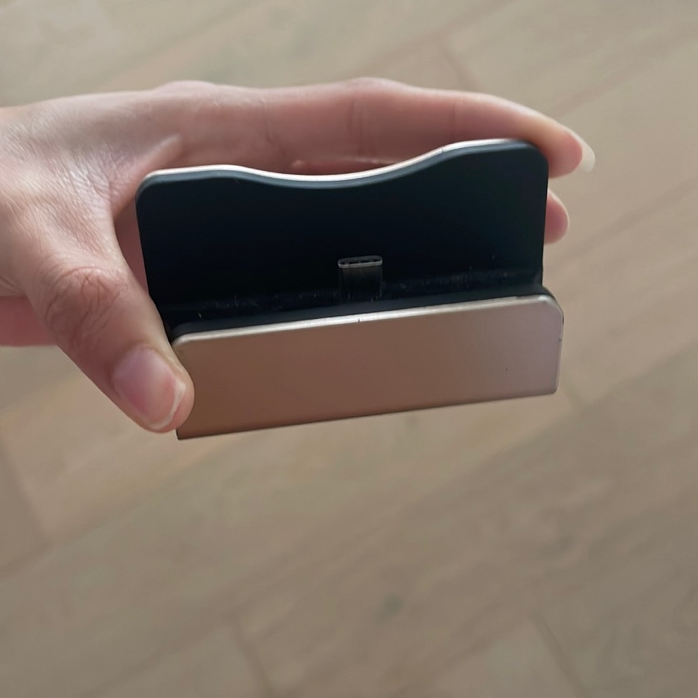 C CHARGER STAND ANDROID